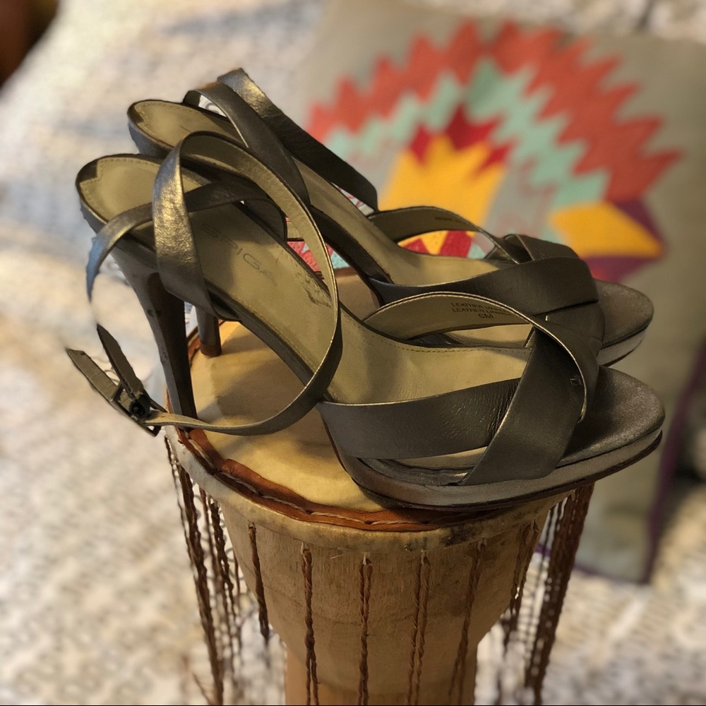 Via Spiga leather strapped heels